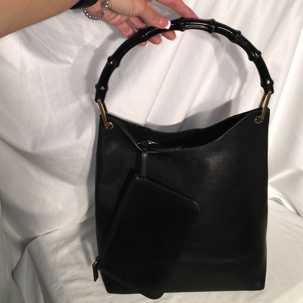 Gucci Black Leather Bamboo Handle Shoulder Bag with Pouch